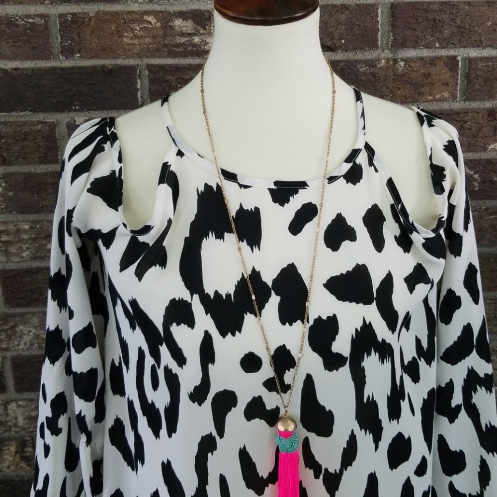 Peach Love Cold Shoulder Top